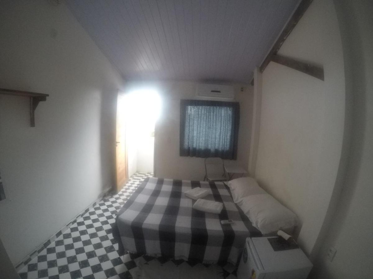 באיה פורמוסה Hostel Porto Galeao מראה חיצוני תמונה
